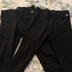 Victoria’s Secret pink Capri leggings